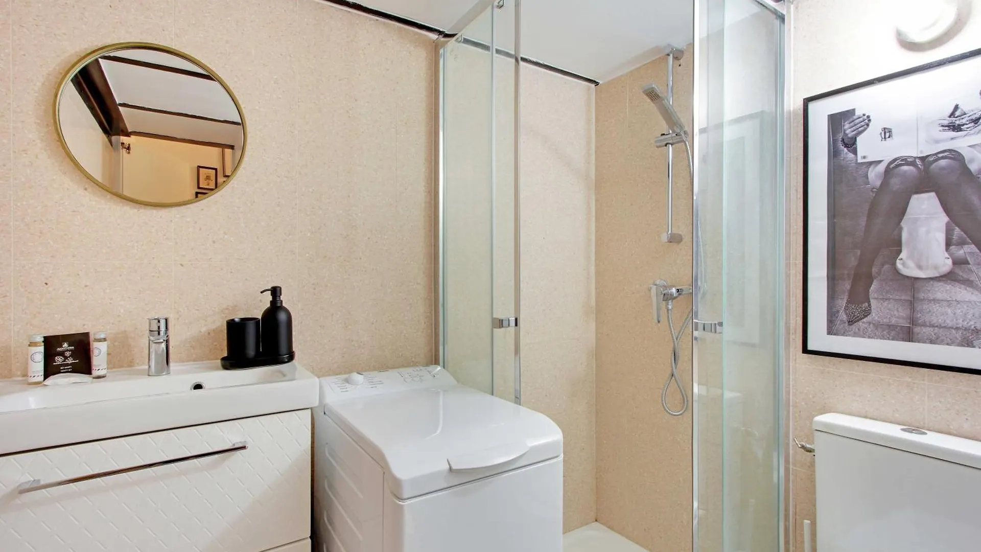 Cosy In The Heart Of Apartman Párizs
